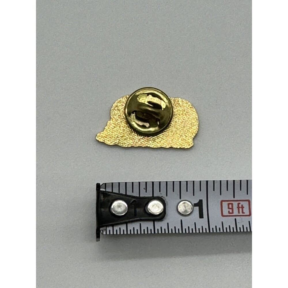 Vintage Decatur DWBA Lapel‎ Pin - Picture 3 of 3